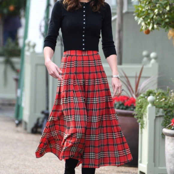 Vintage Aljean 60s red and green tartan pleated wool midi skirt made in Canada - Picture 9 of 16